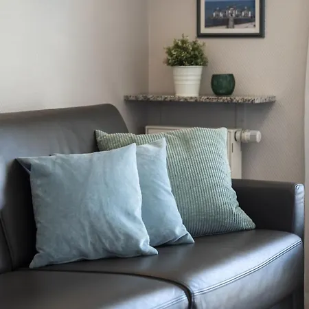 Meeresblick Residenzen 28 Mit Gratis Sauna- Und Schwimmbadnutzung Im Ahoi Sellin