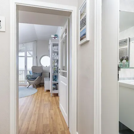 Meeresblick Residenzen 28 Mit Gratis Sauna- Und Schwimmbadnutzung Im Ahoi Sellin *